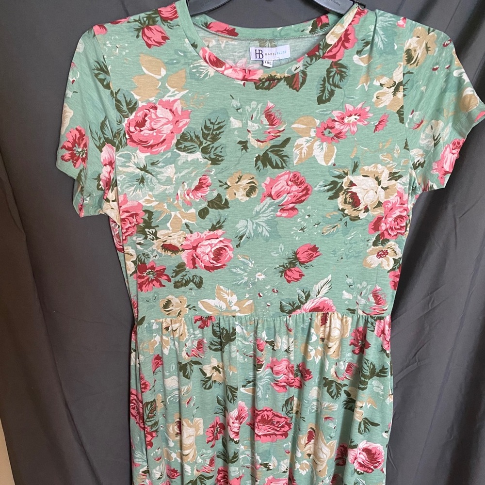 Pale Green Floral Stretchy Dress